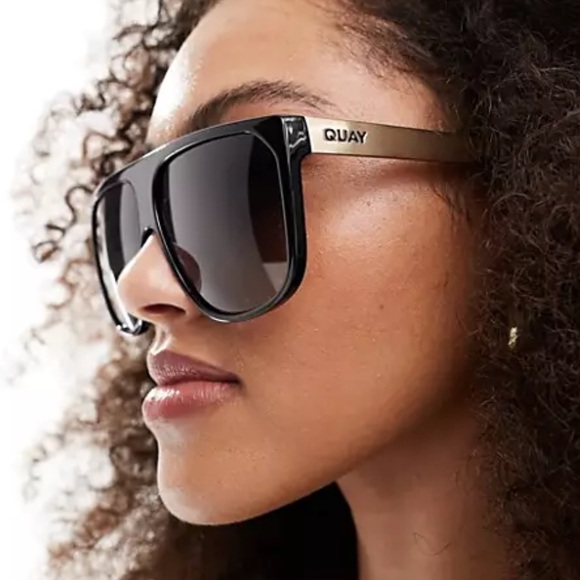 Quay No Curfew Oversized Shield Black Polarized Sunglasses NEW with Hard Case - Picture 4 of 16